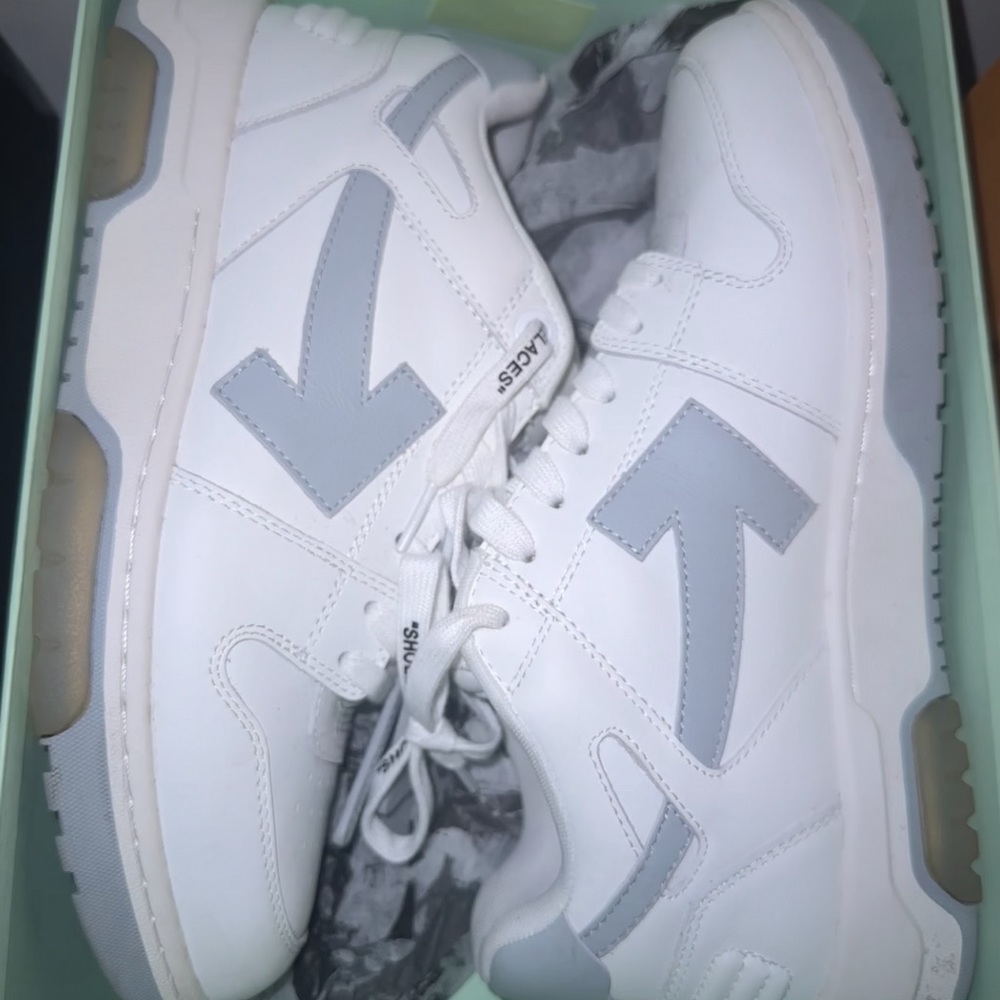 Offwhites Out of Offices